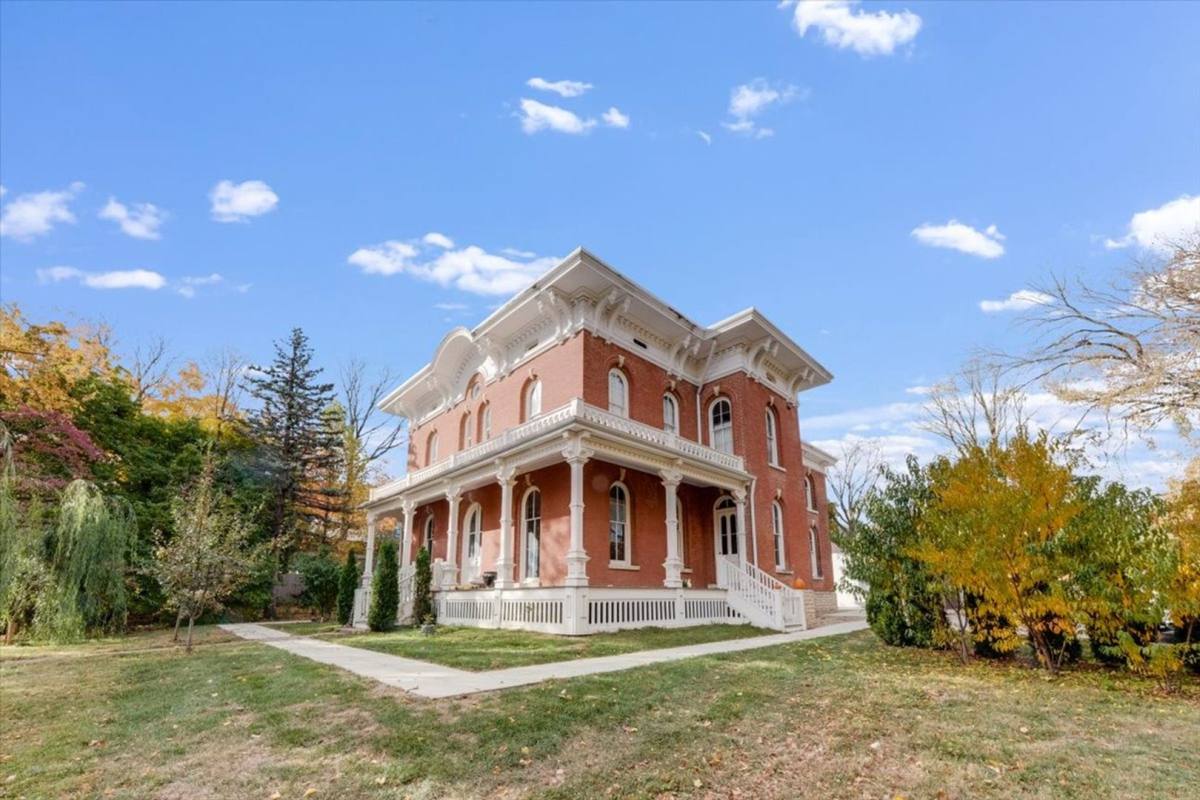 House for rent at 503 S State St, Champaign, IL 61821