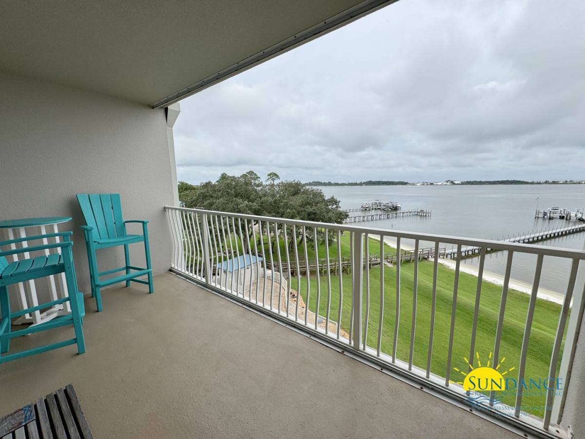 Condo for rent at 1365 W Highway 98, Mary Esther, FL 32569