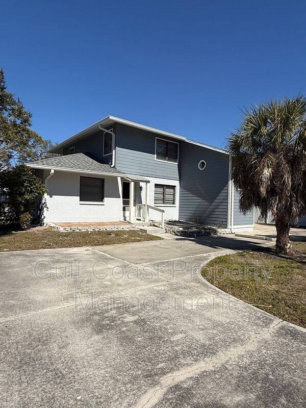 Apartment for rent at 40 1st Ave #BOTTOM, Englewood, FL 34223