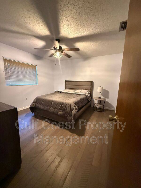 Apartment for rent at 40 1st Ave #BOTTOM, Englewood, FL 34223