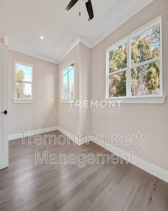 Townhouse for rent at 1228 J Andrews Place, Chattanooga, TN 37404