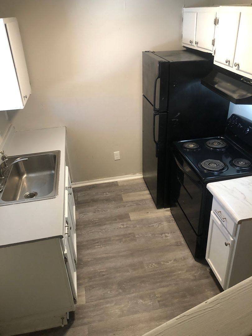 Apartment for rent at 450 Lake Hill Dr, Vicksburg, MS 39180