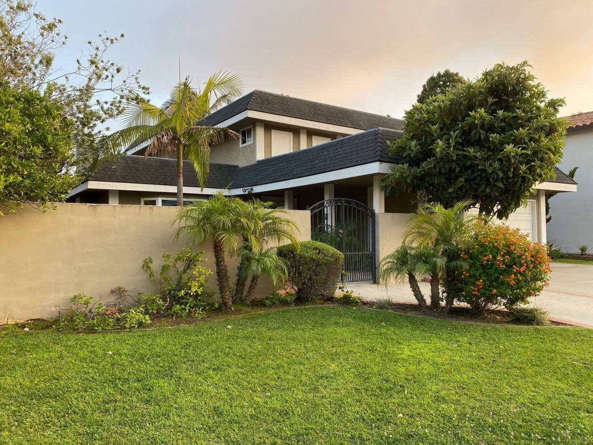 House for rent at 1270 Keats St, Manhattan Beach, CA 90266