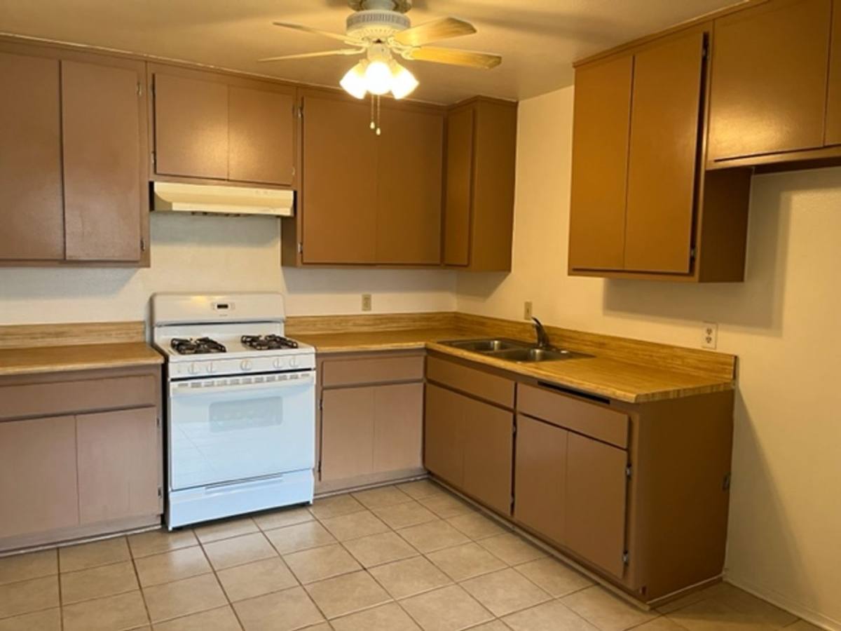 Apartment for rent at 25380 Park Ave, Loma Linda, CA 92354