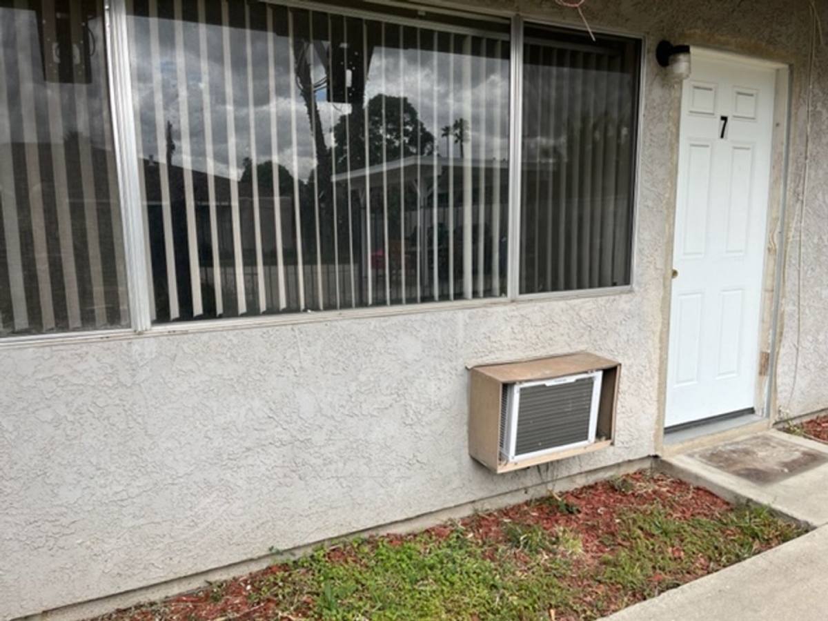 Apartment for rent at 25380 Park Ave, Loma Linda, CA 92354