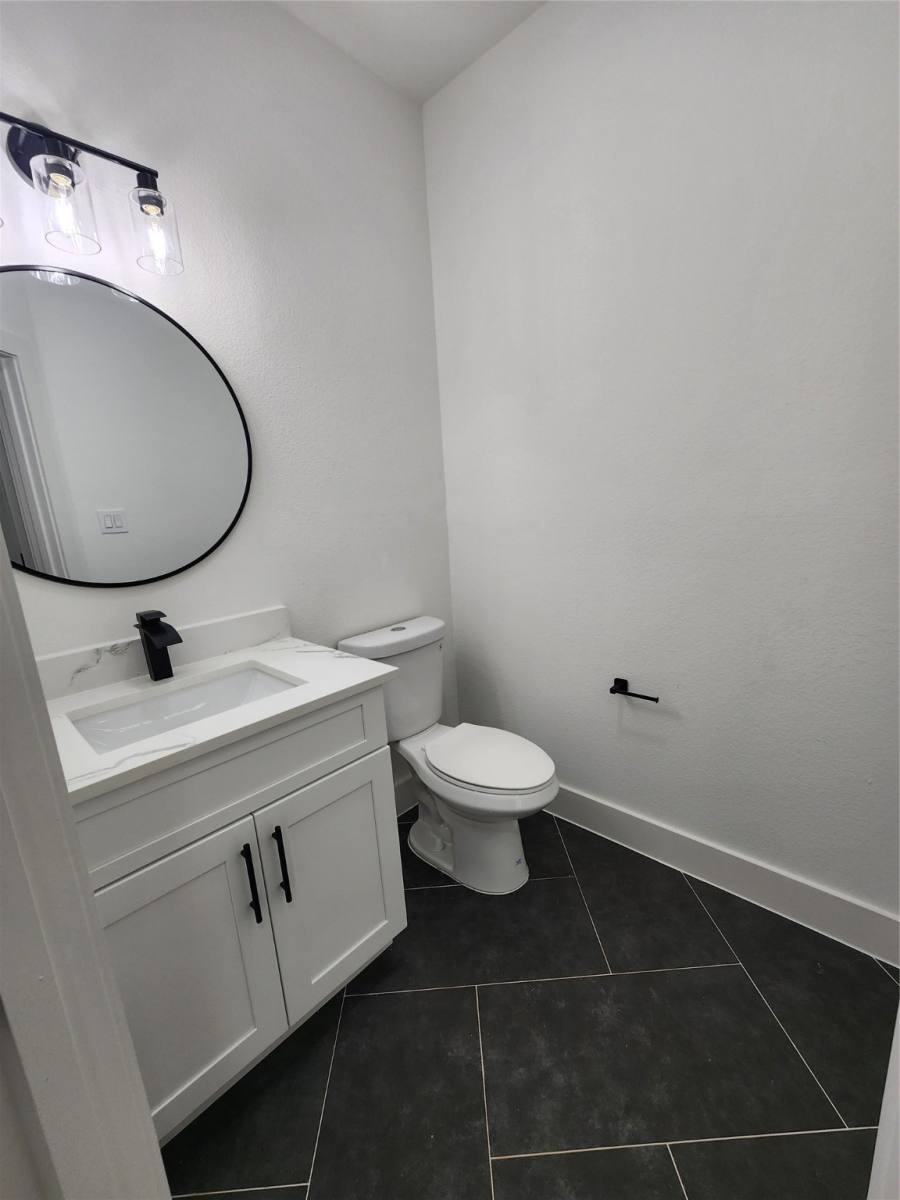 Townhouse for rent at 650 Everett St #650B, Conroe, TX 77301