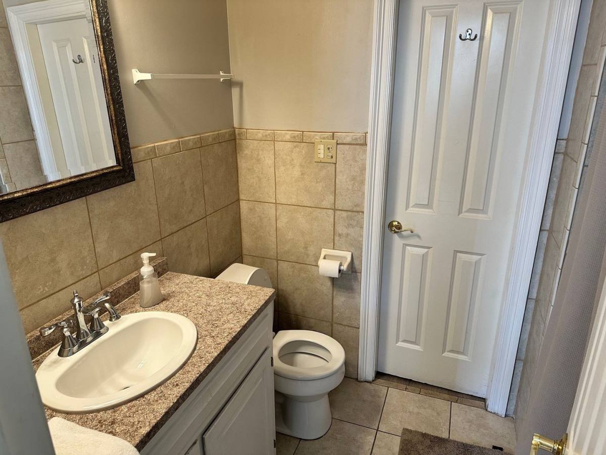 Apartment for rent at 1025 Bienville St, New Orleans, LA 70112