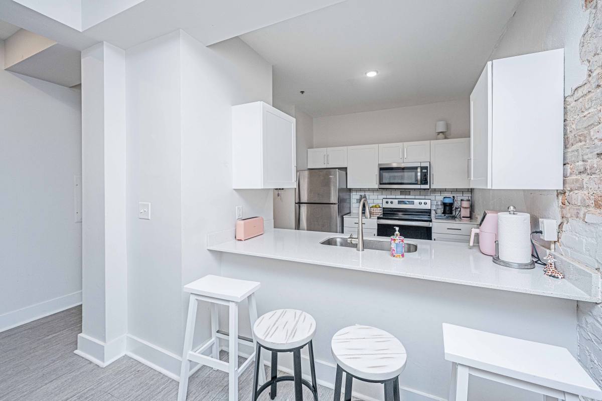 Apartment for rent at 1000 King St #325, Charleston, SC 29403
