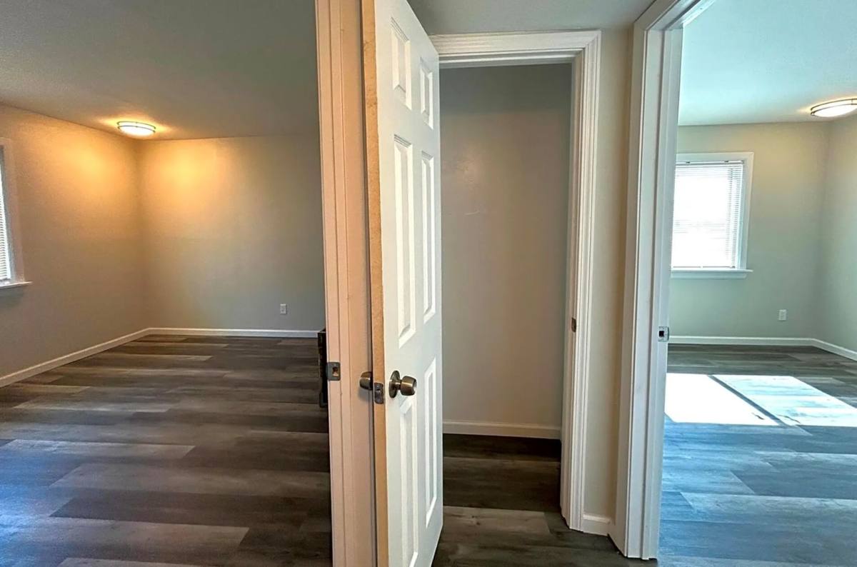 Apartment for rent at 7201 Melrose Lane, Oklahoma City, OK 73127
