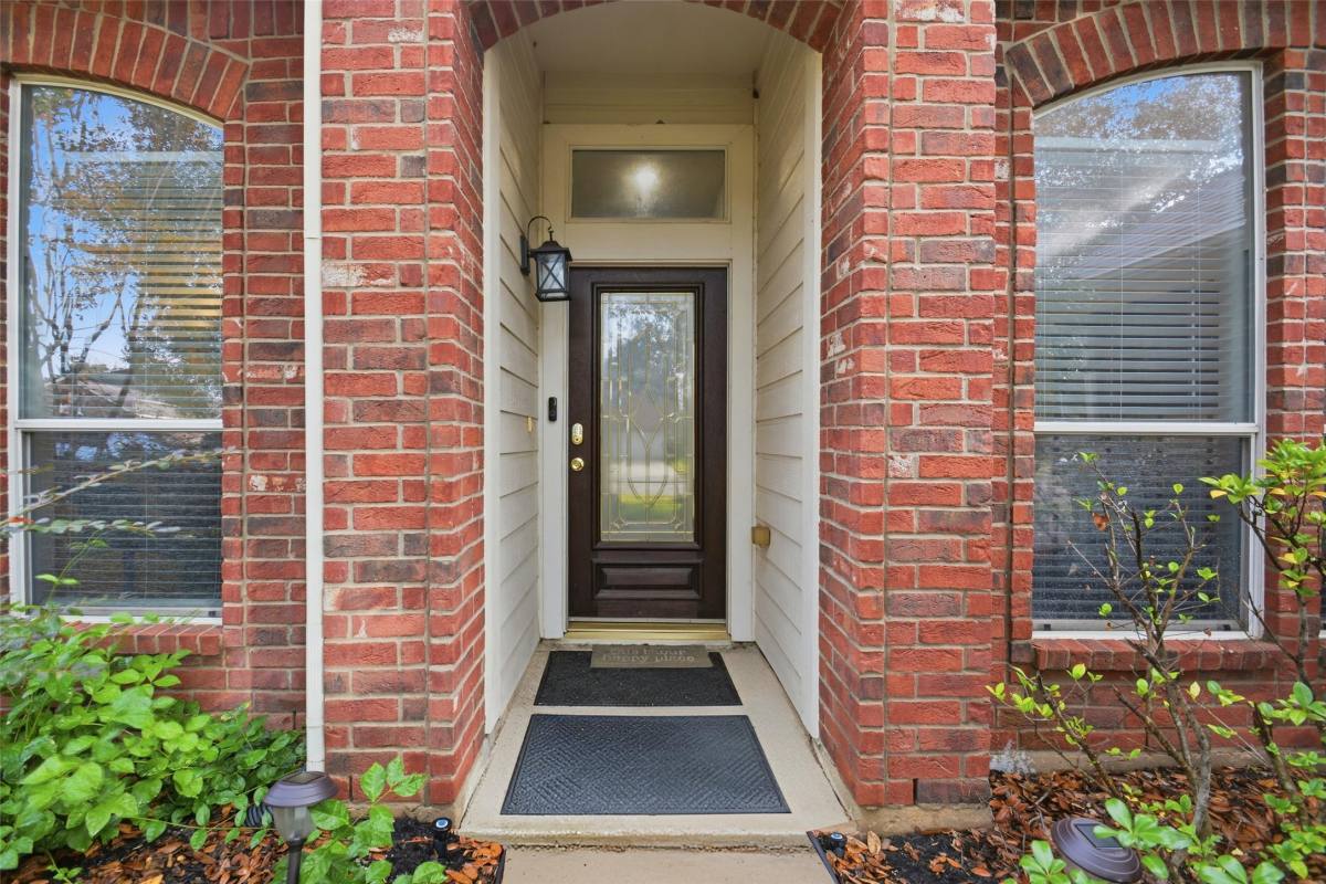 Apartment for rent at 17706 Windsor Grove Lane, Houston, TX 77084