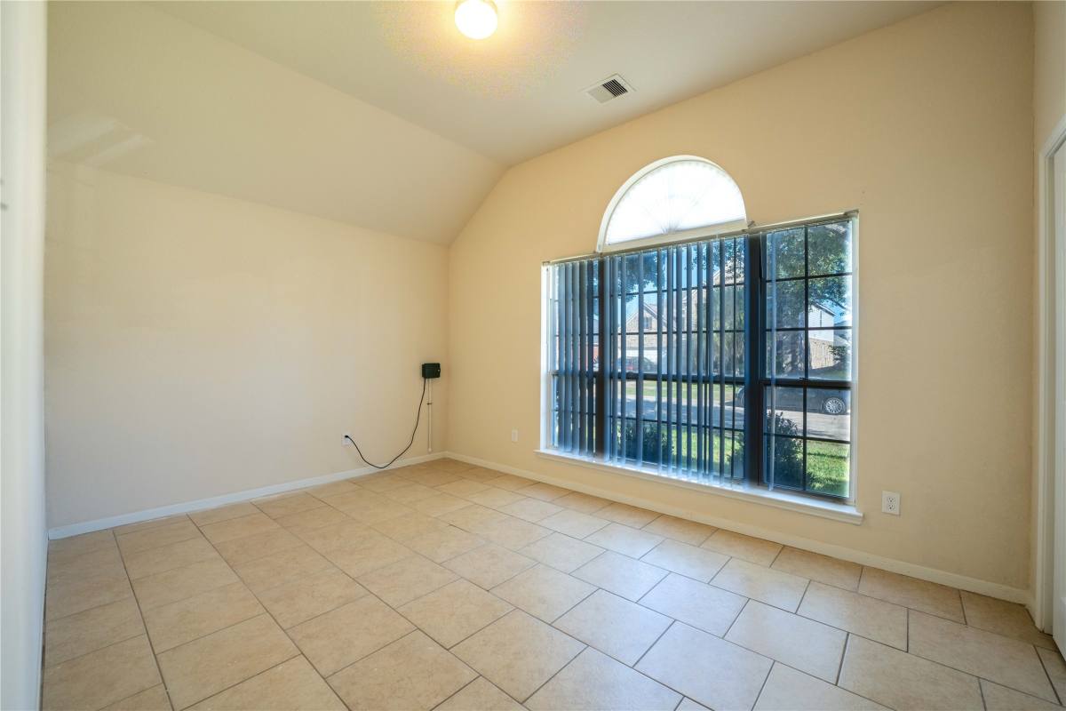Apartment for rent at 2923 Granite Vale Rd, Houston, TX 77084