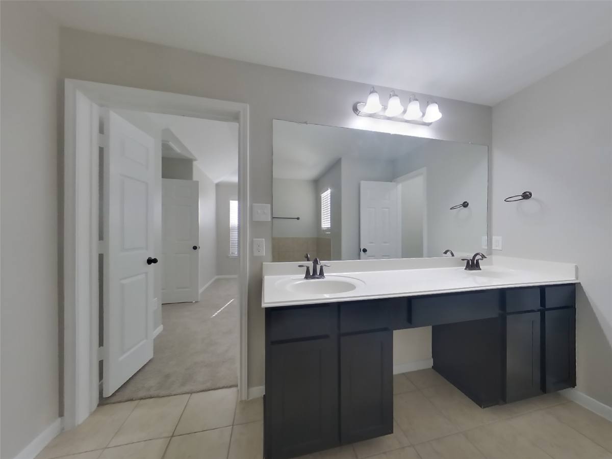 Apartment for rent at 6706 Honey Harvest Lane, Houston, TX 77084