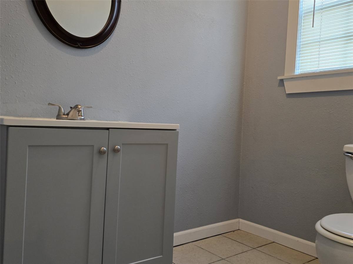 Apartment for rent at 1614 Market St #4, Galveston, TX 77550