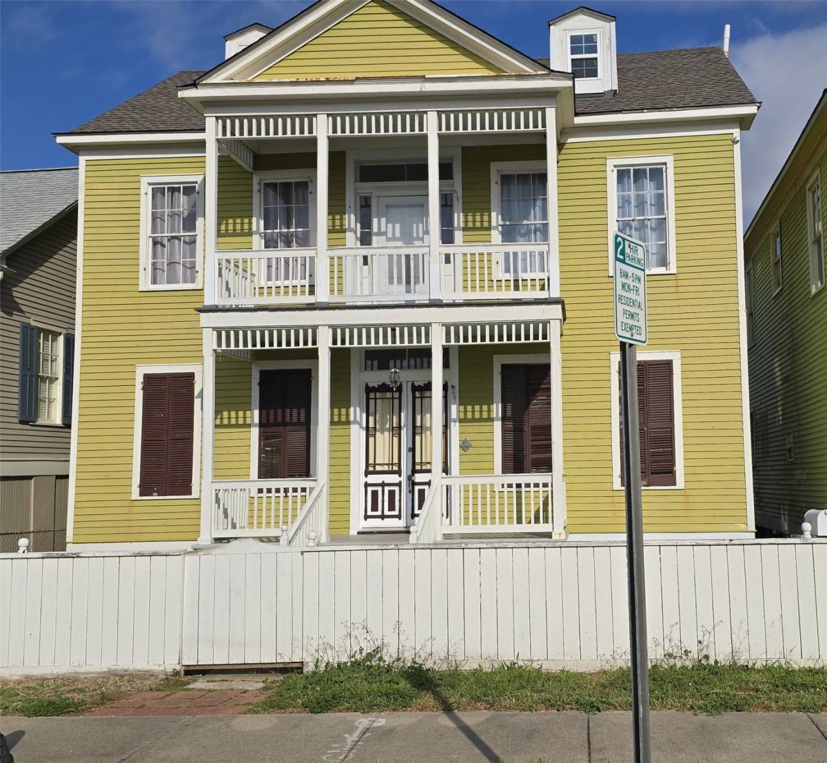 Apartment for rent at 1614 Market St #4, Galveston, TX 77550
