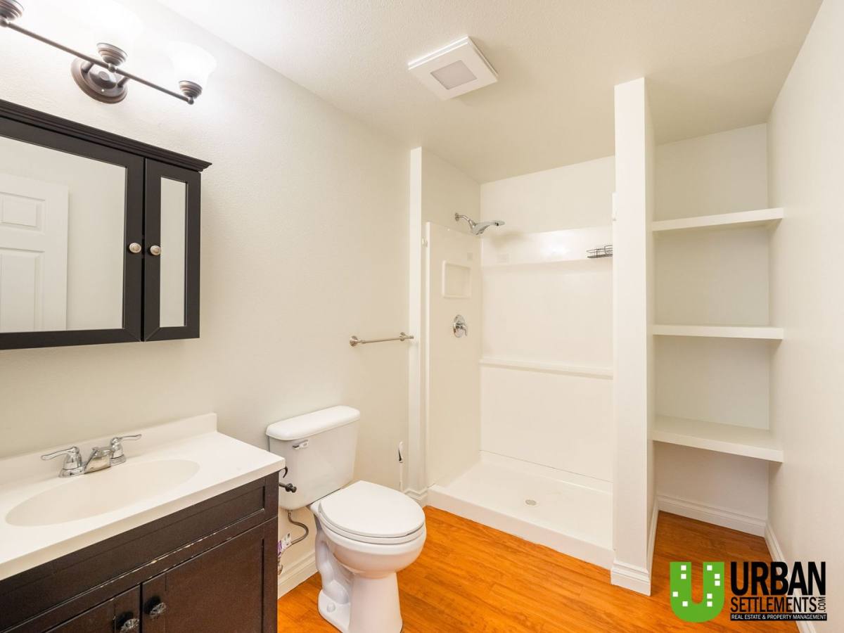 Townhouse for rent at 1511 W Gardner Ave, Spokane, WA 99201