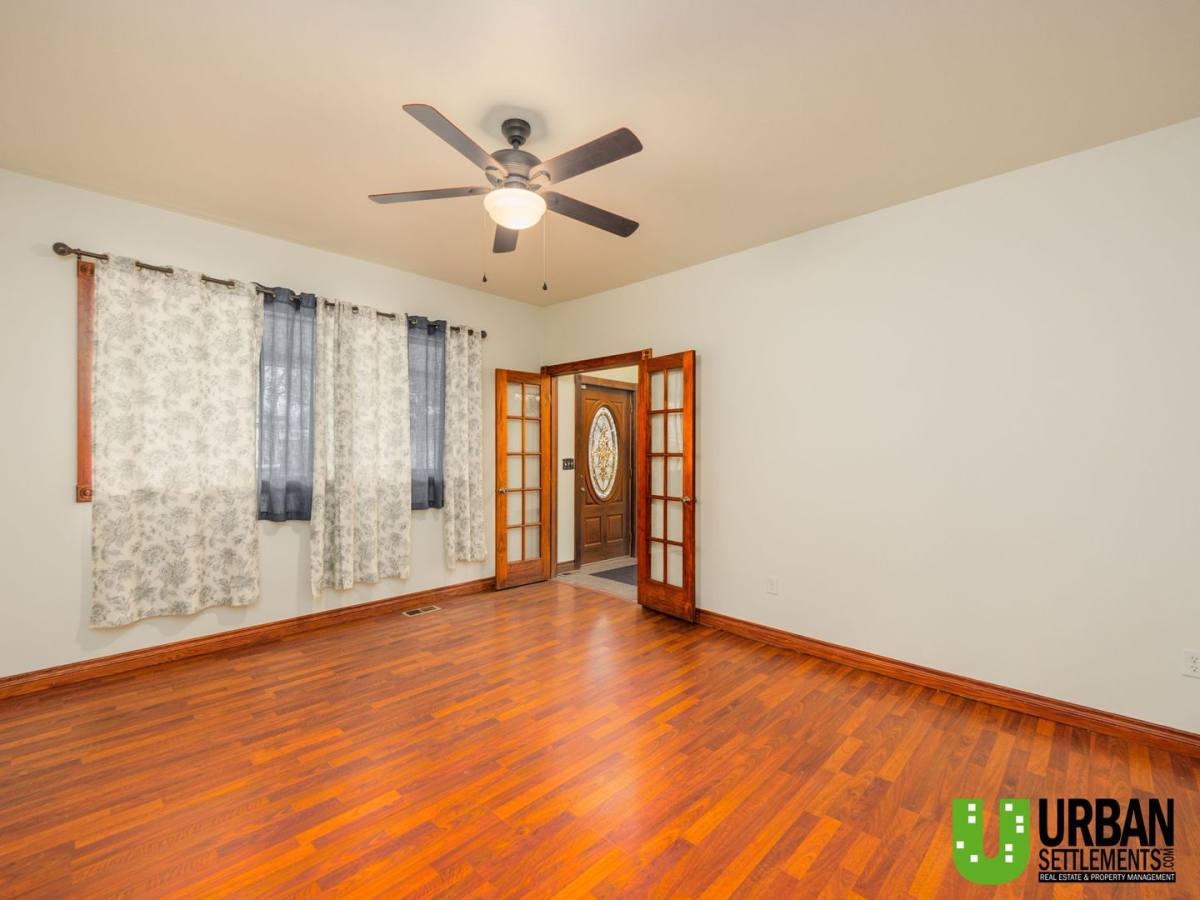 Townhouse for rent at 1511 W Gardner Ave, Spokane, WA 99201