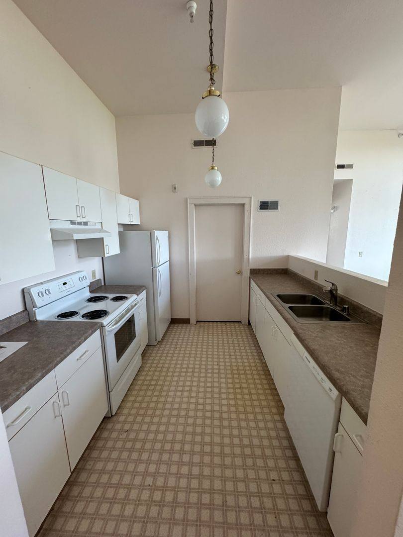 Apartment for rent at 530 Maiden St, Mineral Point, WI 53565