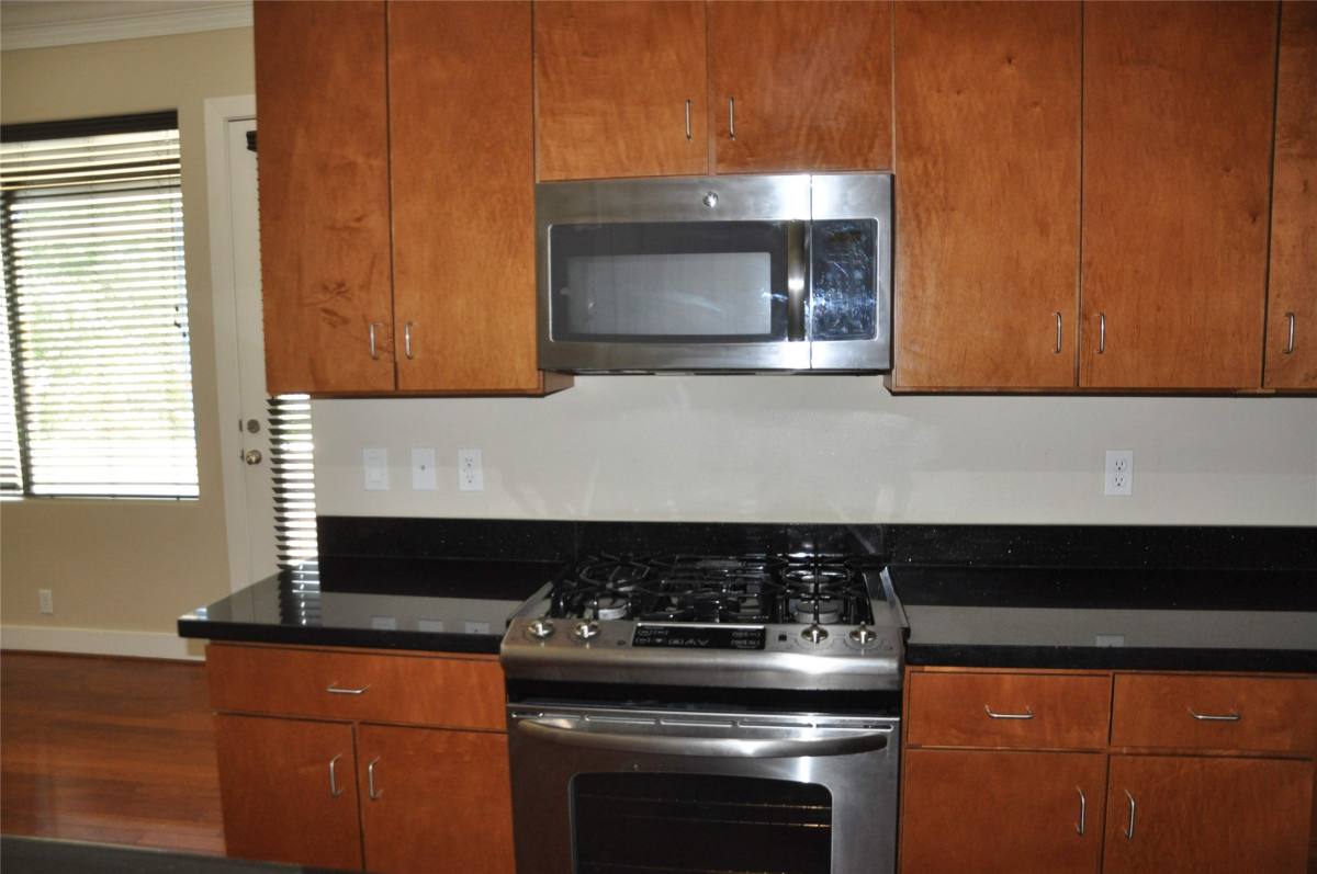 Apartment for rent at 510 Lovett Blvd #201, Houston, TX 77006