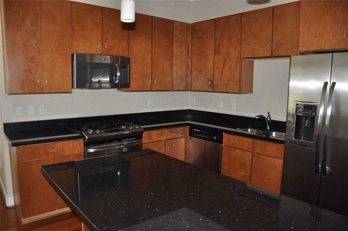 Apartment for rent at 510 Lovett Blvd #201, Houston, TX 77006