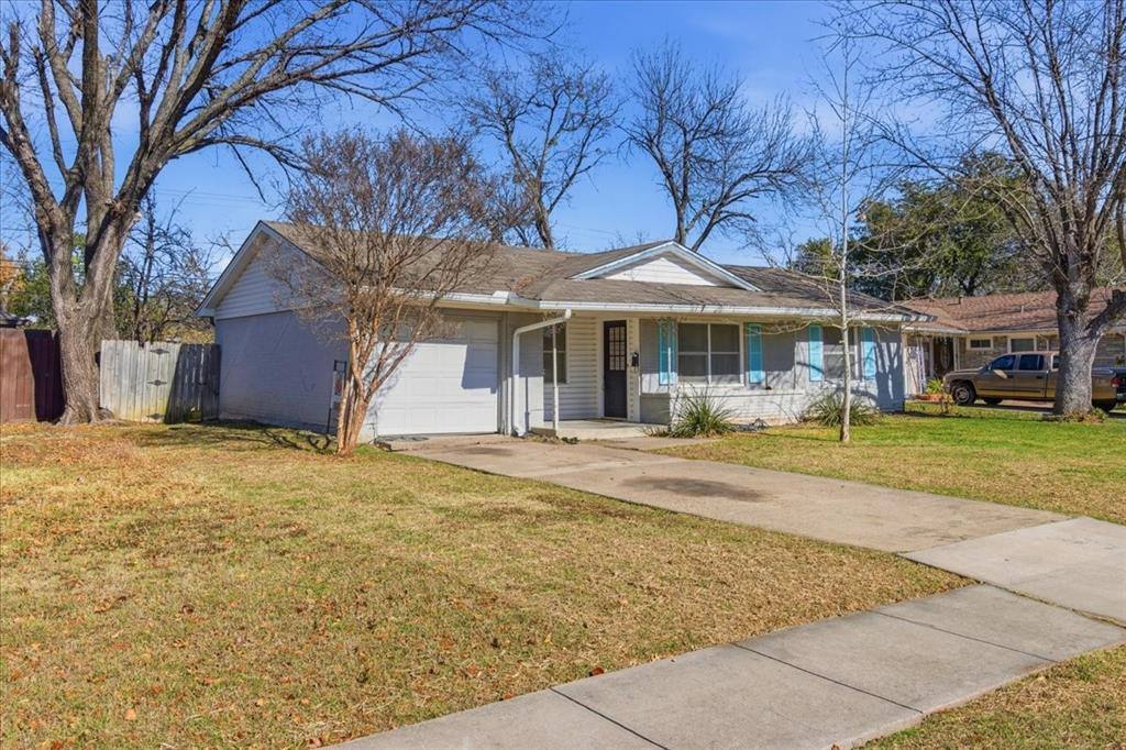 Apartment for rent at 3131 Longmeade Dr, Dallas, TX 75234