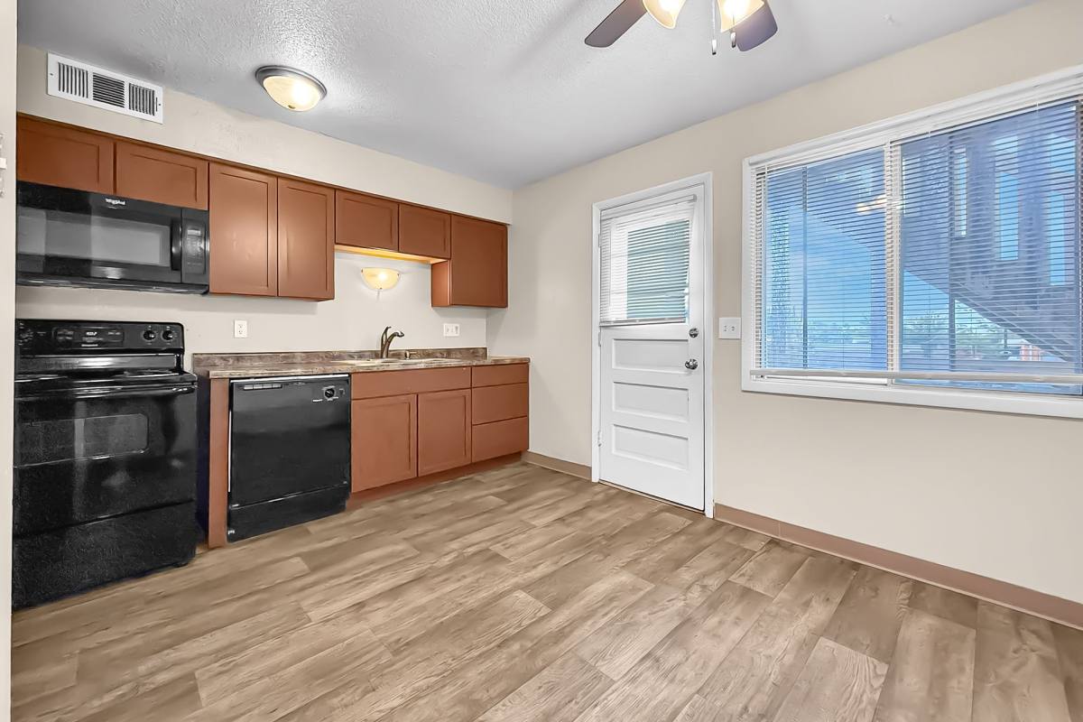 Apartment for rent at 820 12th St, West Des Moines, IA 50265