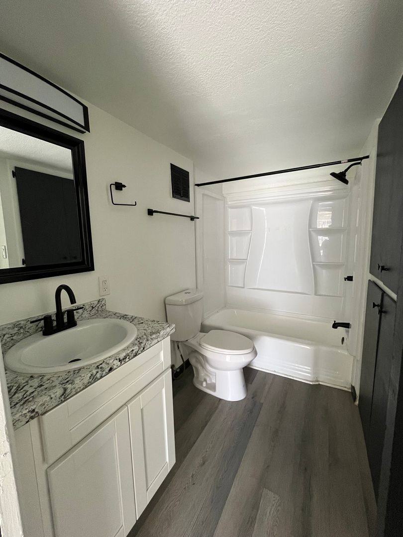 Apartment for rent at 1215 W Roger Rd, Tucson, AZ 85705