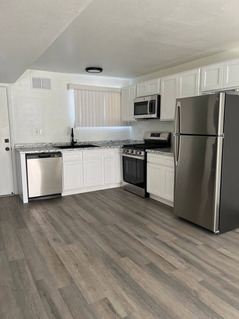 Apartment for rent at 1215 W Roger Rd, Tucson, AZ 85705