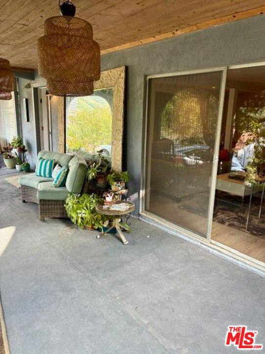 Apartment for rent at 2900 Searidge St, Malibu, CA 90265