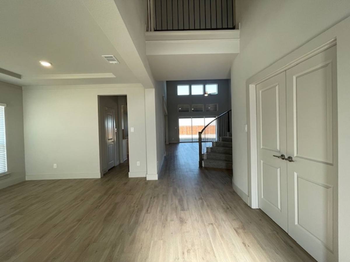 House for rent at 1817 Hidden Creek Dr, Midlothian, TX 76065