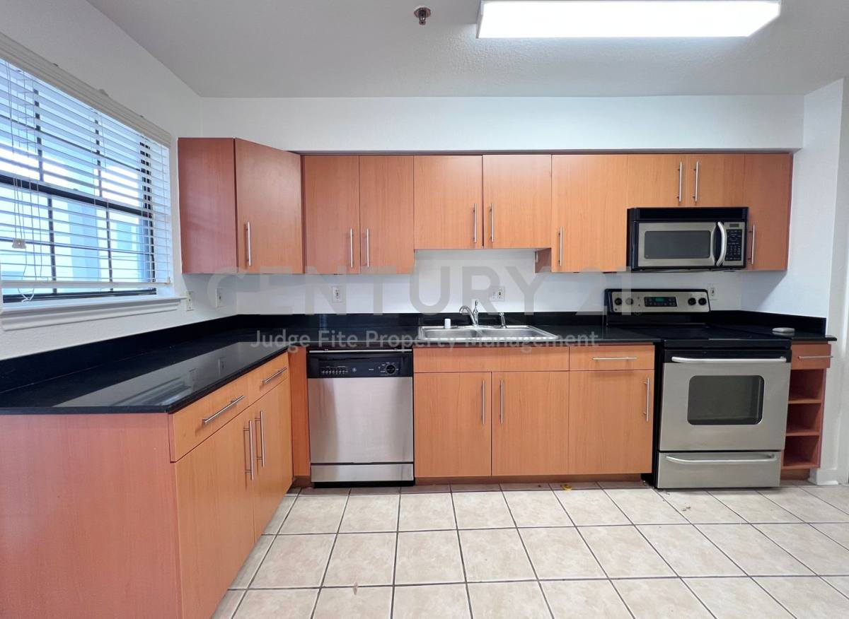 Condo for rent at 3901 Travis St, Dallas, TX 75204