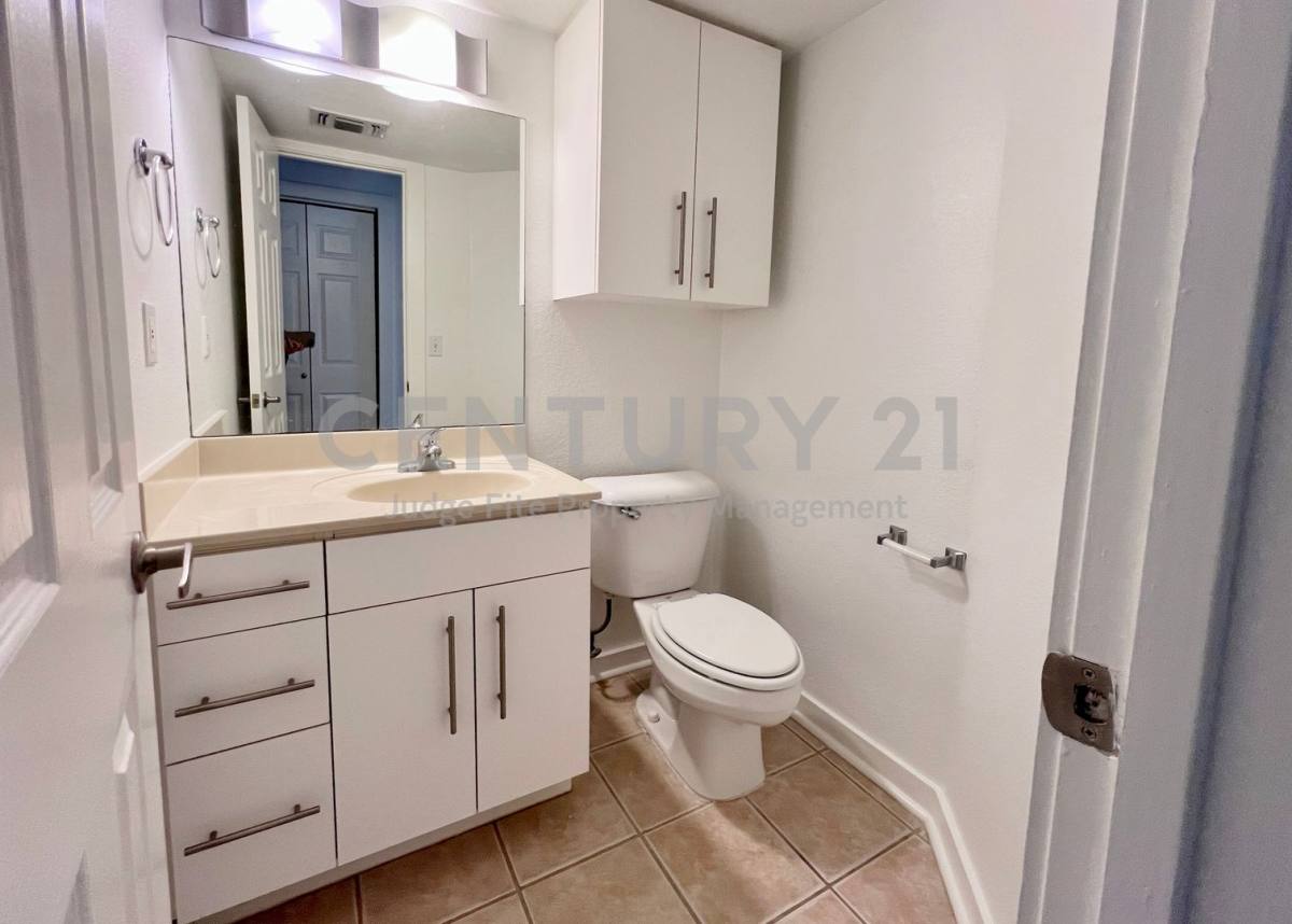 Condo for rent at 3901 Travis St, Dallas, TX 75204