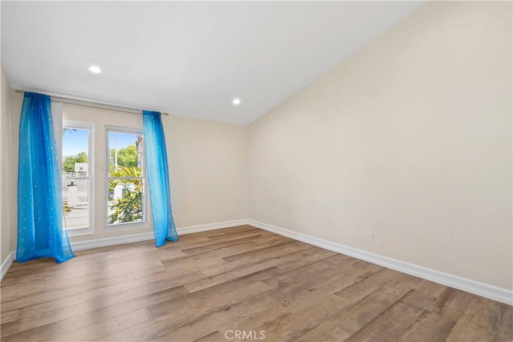 Apartment for rent at 12835 Titian Ave, Granada Hills, CA 91344