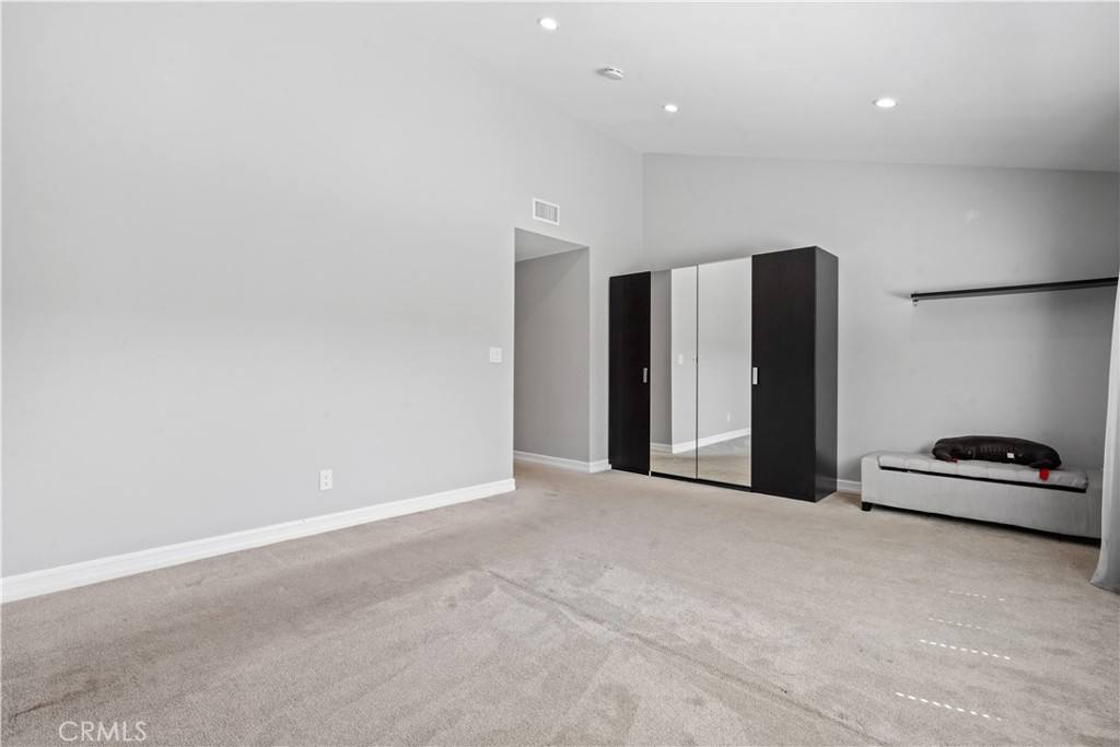 Apartment for rent at 12835 Titian Ave, Granada Hills, CA 91344
