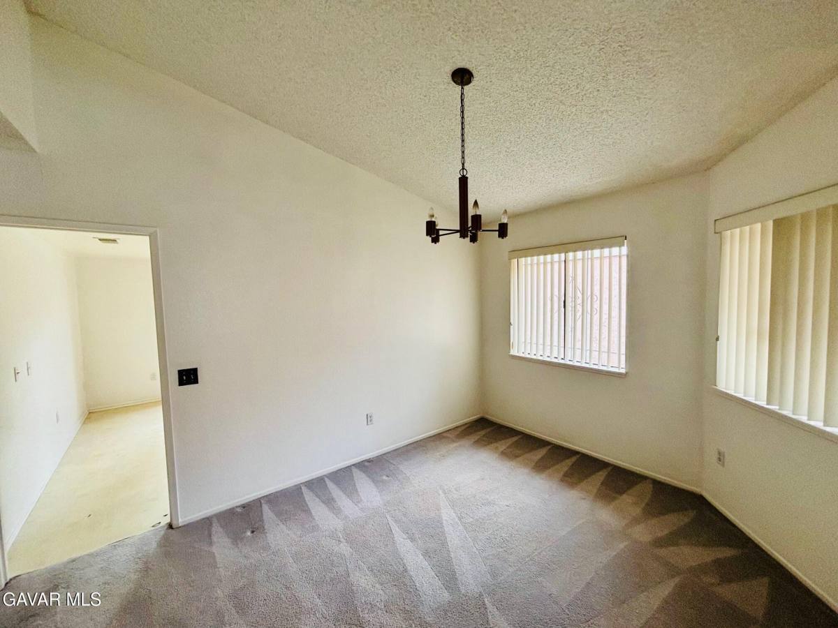 Apartment for rent at 3220 Ave S-2, Palmdale, CA 93550