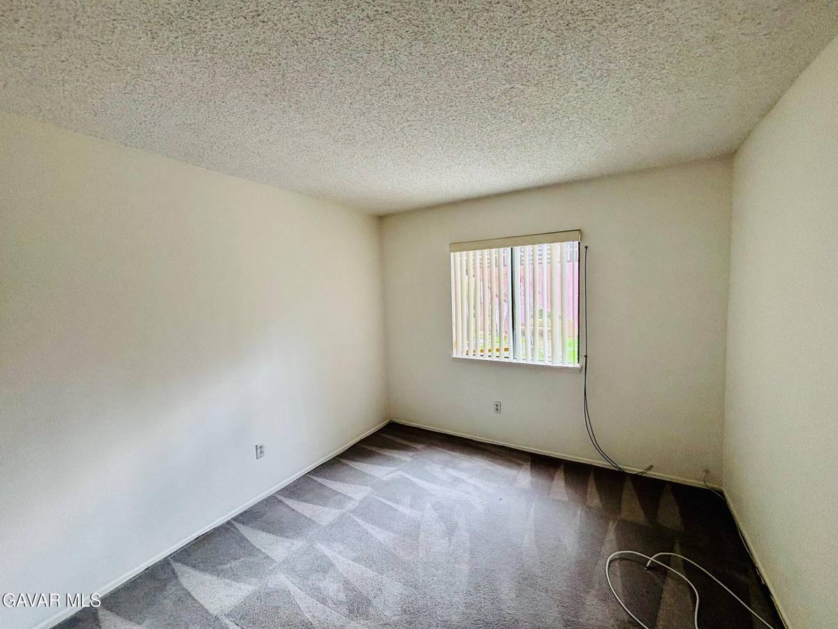 Apartment for rent at 3220 Ave S-2, Palmdale, CA 93550