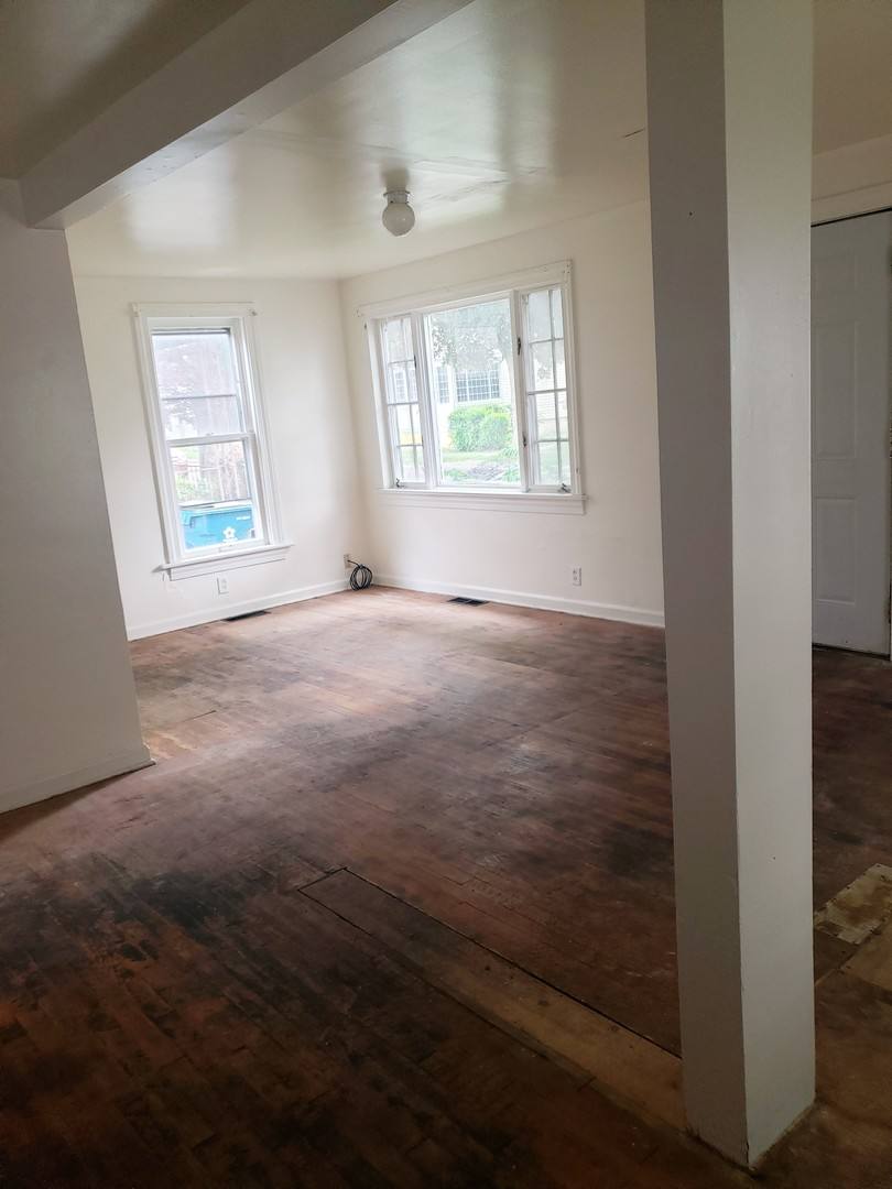 Apartment for rent at 409 Hendry St, Sandusky, OH 44870