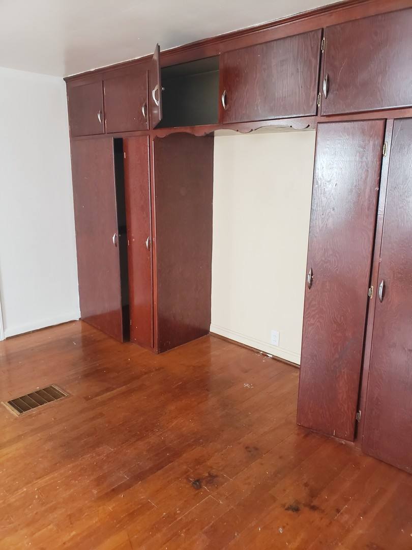 Apartment for rent at 409 Hendry St, Sandusky, OH 44870