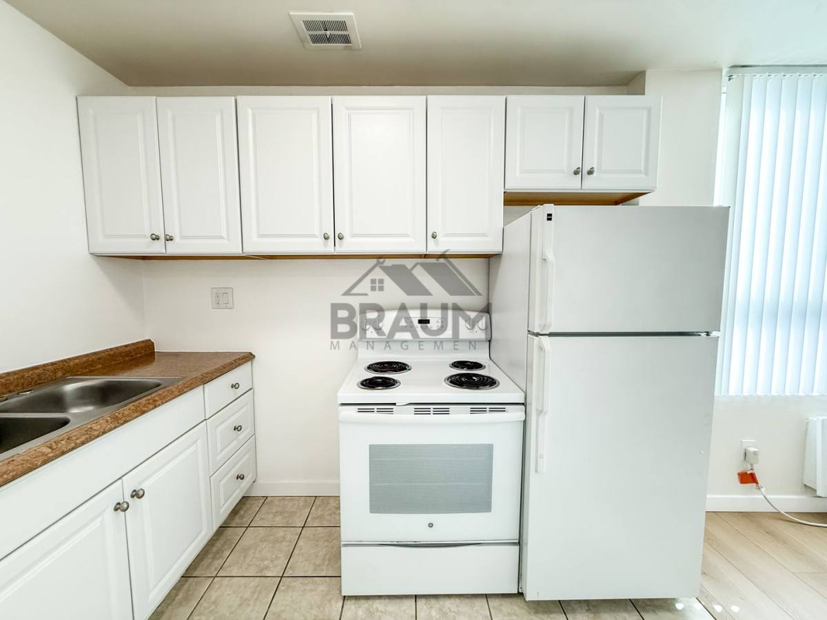 Apartment for rent at 5611 Fulcher Ave, North Hollywood, CA 91601