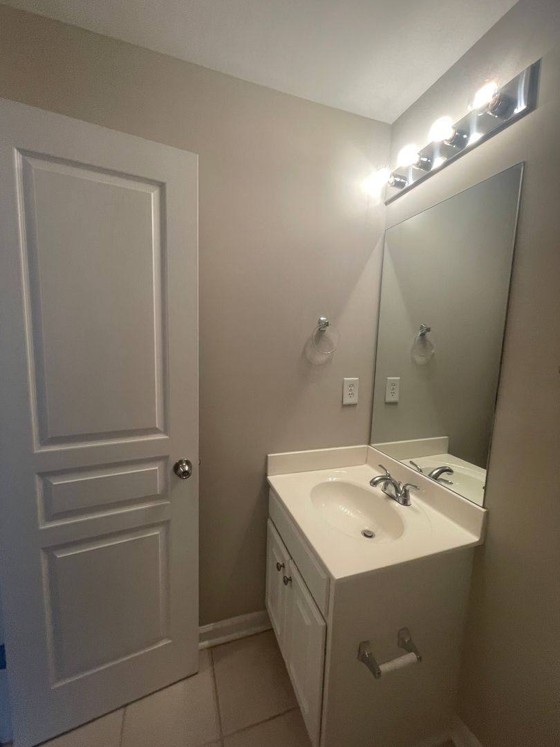 Apartment for rent at 3921 Cherokee Woods Way, Knoxville, TN 37920