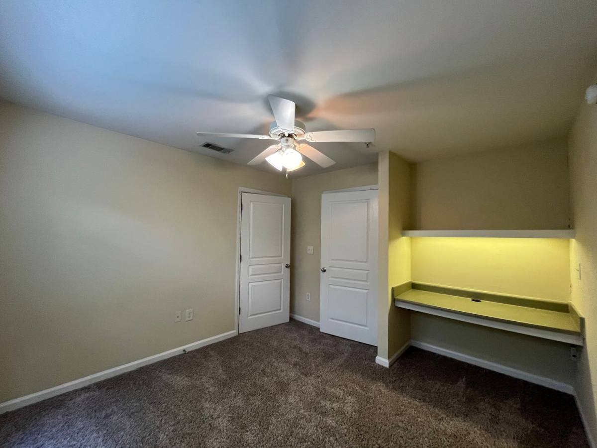 Apartment for rent at 1122 Tree Top Way, Knoxville, TN 37920