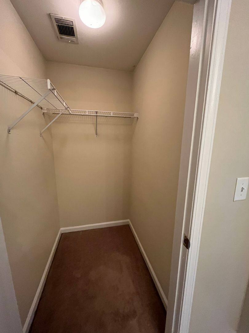 Apartment for rent at 1122 Tree Top Way, Knoxville, TN 37920