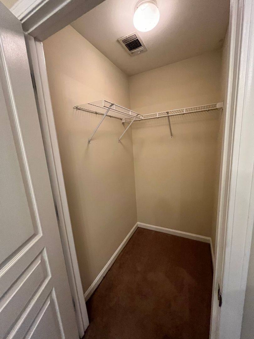 Apartment for rent at 1122 Tree Top Way, Knoxville, TN 37920