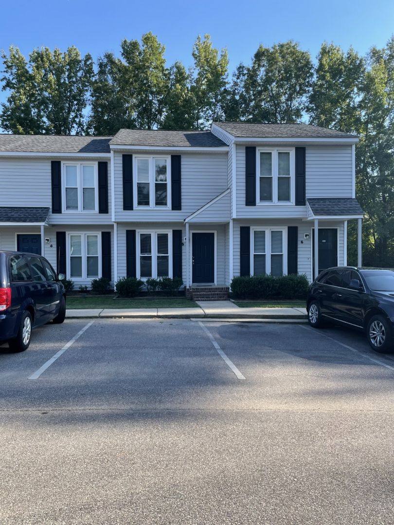 Townhouse for rent at 210 S Hollybrook Rd, Wendell, NC 27591