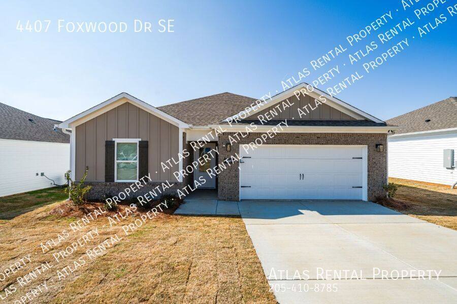 House for rent at 4407 Foxwood Dr SE, Decatur, AL 35603