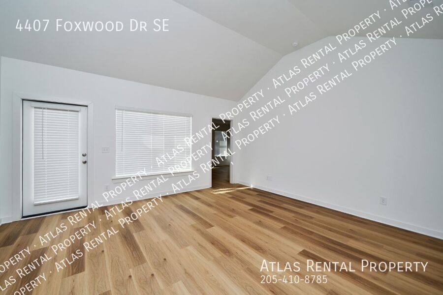 House for rent at 4407 Foxwood Dr SE, Decatur, AL 35603