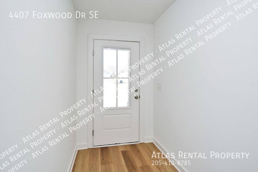 House for rent at 4407 Foxwood Dr SE, Decatur, AL 35603
