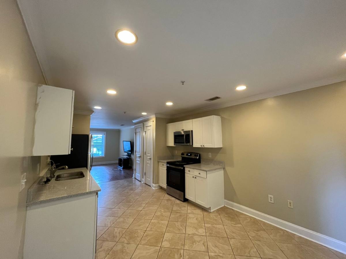 Apartment for rent at 1121 Tree Top Way, Knoxville, TN 37920