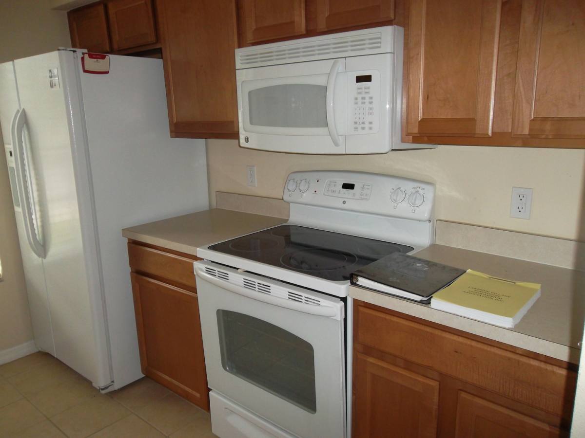 Townhouse for rent at 3803 45th Terrace W, Bradenton, FL 34210