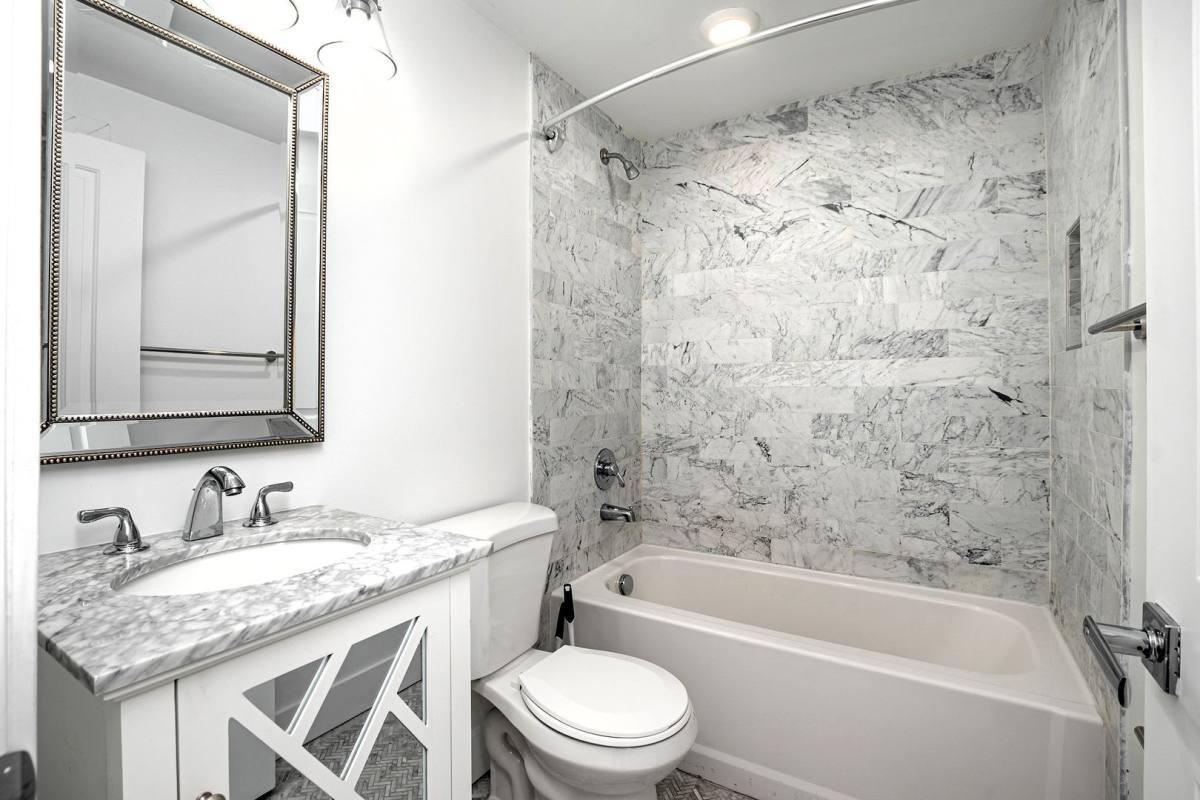 Apartment for rent at 1635 Race St, Cincinnati, OH 45202