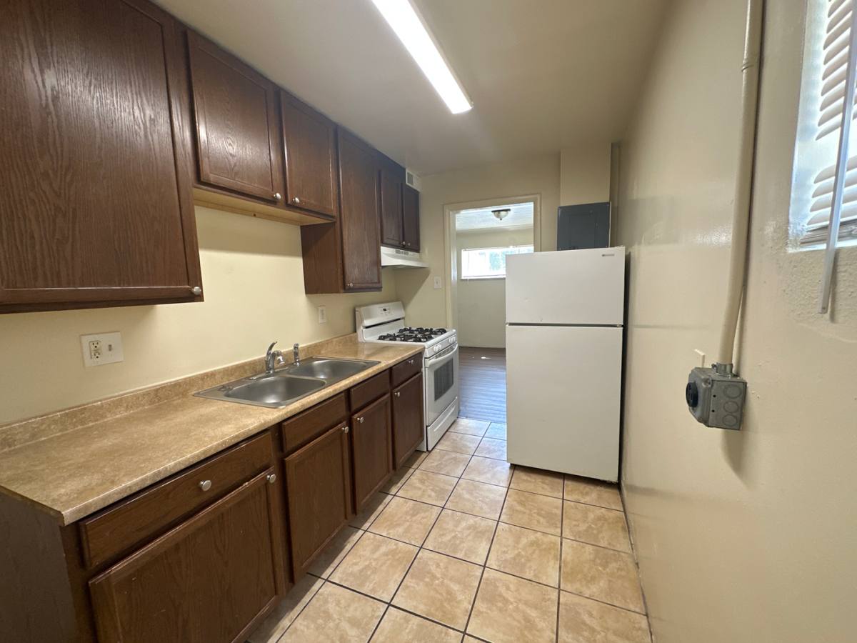 Apartment for rent at 9970 Montview Blvd, Aurora, CO 80010